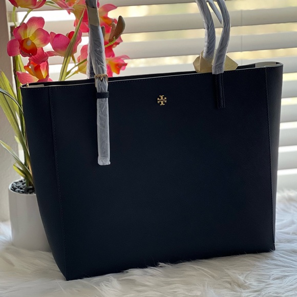 Tory Burch Emerson tote in navy NWT